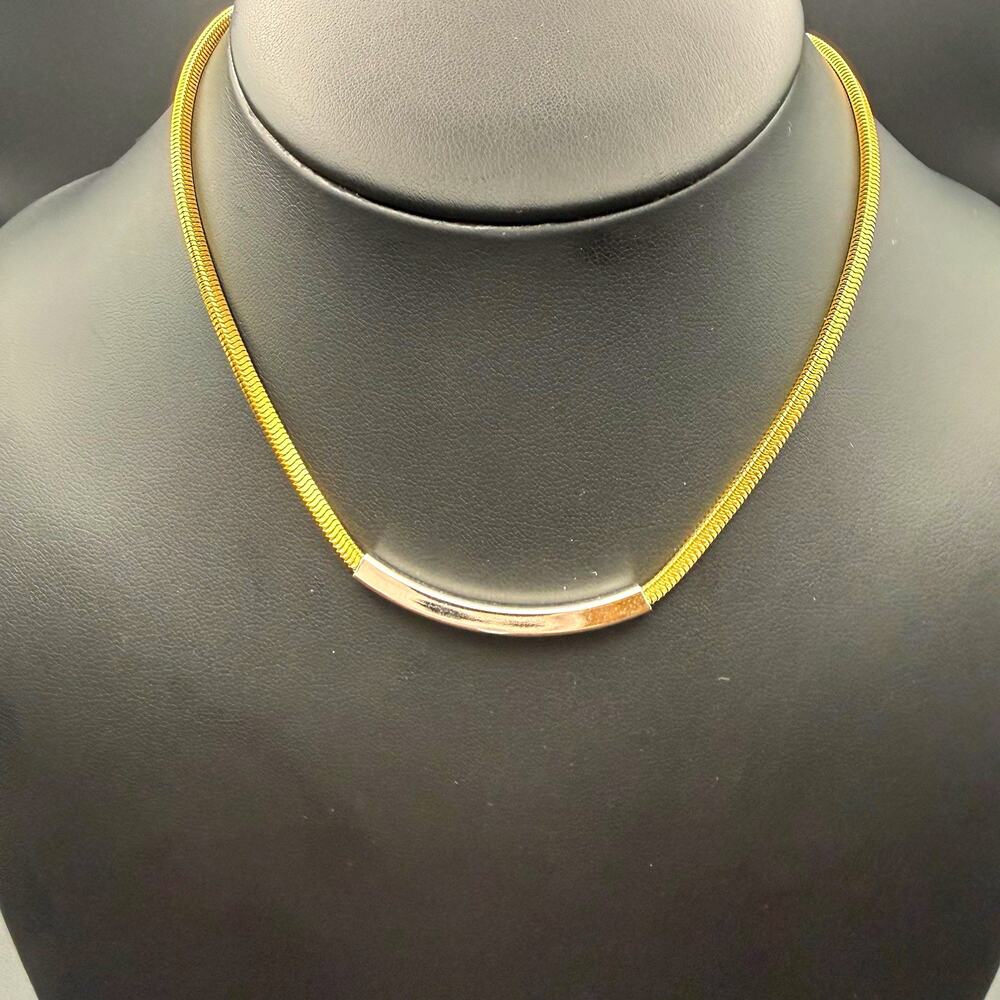 Vintage Crown Trifari Gold Tone Snake Chain Necklace Modernist Curved Bar Choker